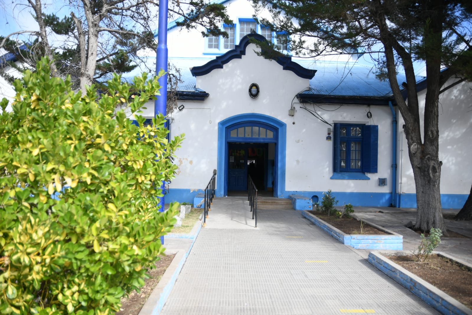 Lee más sobre el artículo 12 millones de pesos para las Cooperadoras Escolares de Chubut