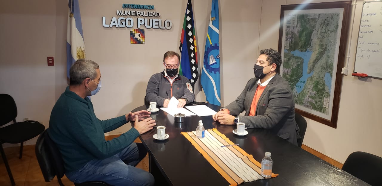 En este momento estás viendo Educación estuvo presente en Las Plumas y Lago Puelo