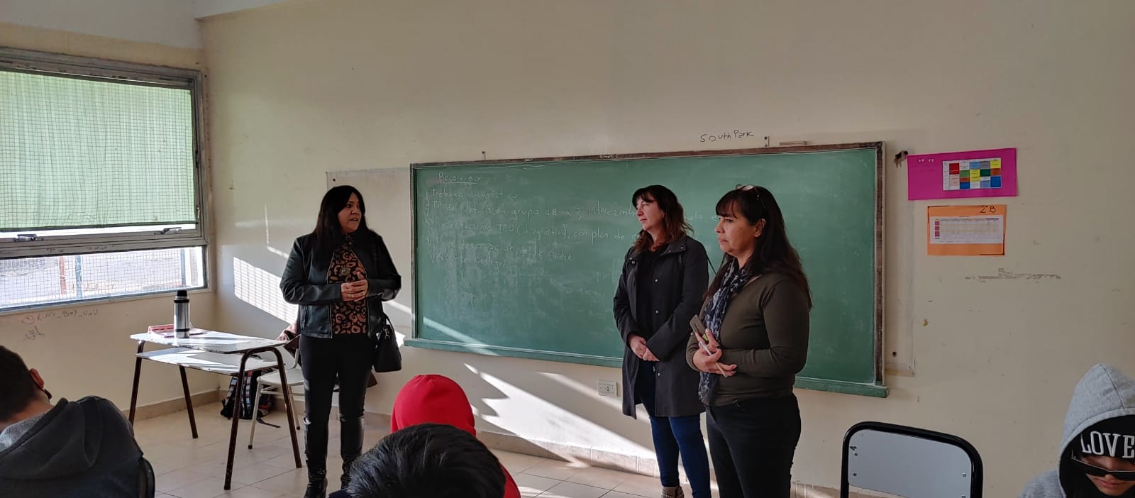 Lee más sobre el artículo El Gobierno Provincial recorrió la Escuela Nº 750 de Puerto Madryn