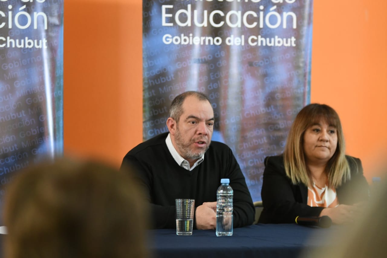 En este momento estás viendo Concurso de Ascenso Docente: El jurado realizó su primer encuentro de formación