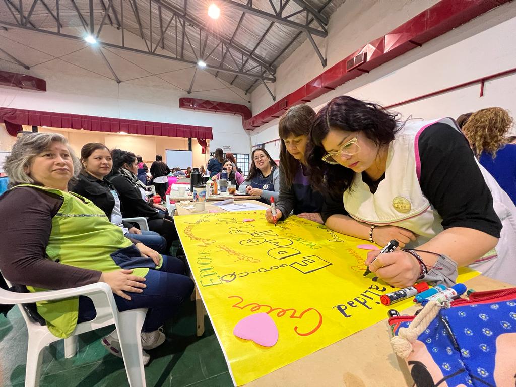 Lee más sobre el artículo Jornada de Fortalecimiento Pedagógico en las escuelas chubutenses