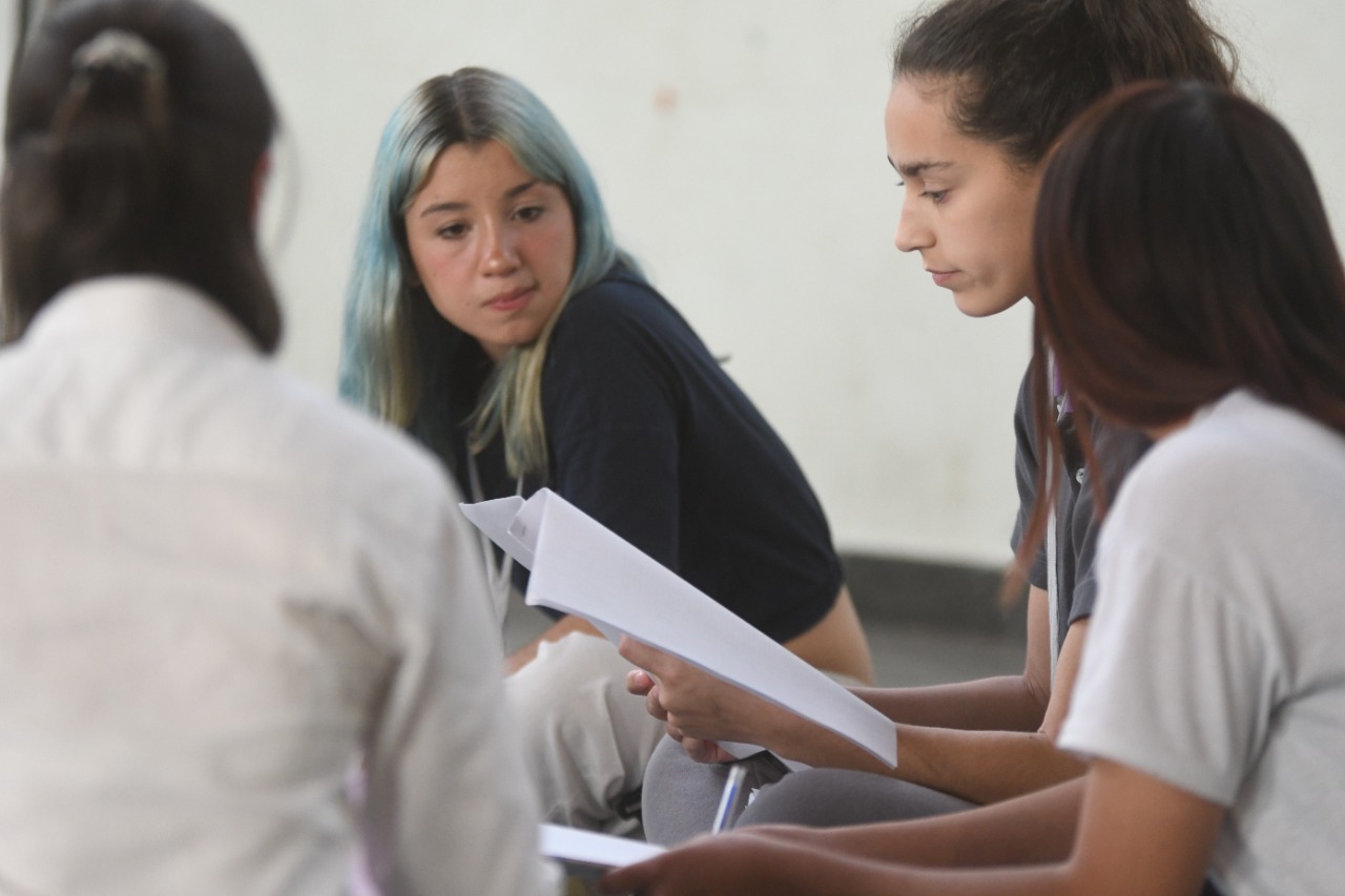 Lee más sobre el artículo Más de 100 estudiantes chubutenses participaron del Encuentro Provincial de Parlamento Juvenil