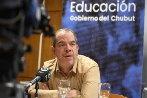 Lee más sobre el artículo Grazzini: “El próximo año llamaremos a un nuevo Concurso de Ascenso para los cargos que queden vacantes”