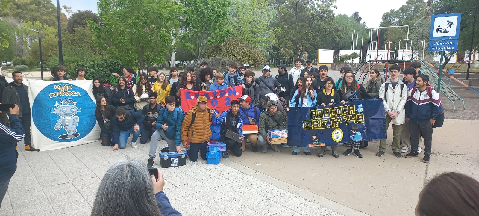En este momento estás viendo Escuelas de Chubut participaron de la 19° Competencia Internacional de Robótica